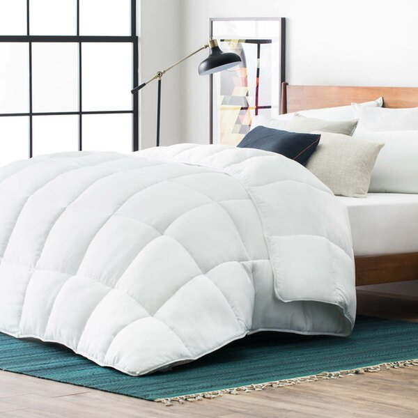 Winter Microfiber down Alternative Comforter