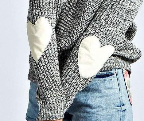Round Neck Pullover Patch Sweater