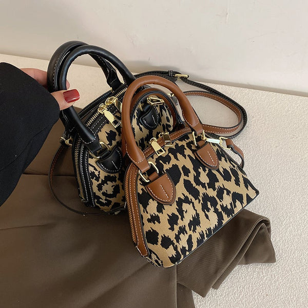 Leopard Print Metal Chain Handbag